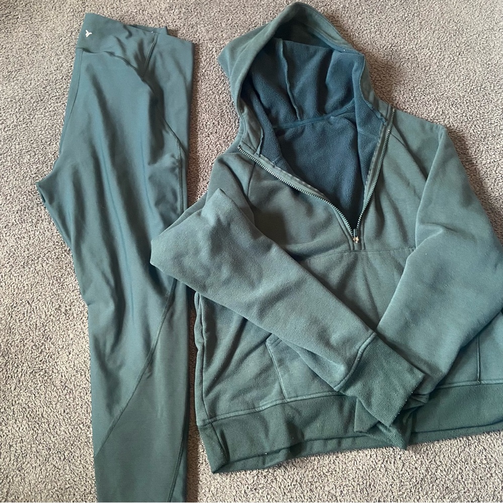 Green two piece set